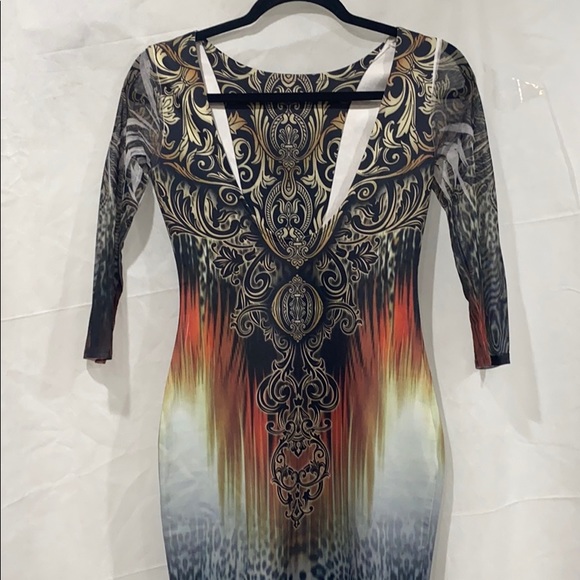 Dress - Picture 3 of 3